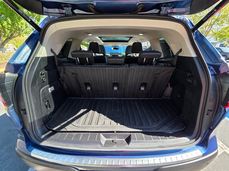 Used 2022 Subaru Ascent Limited w/ Technology Package AWD/4WD image 32