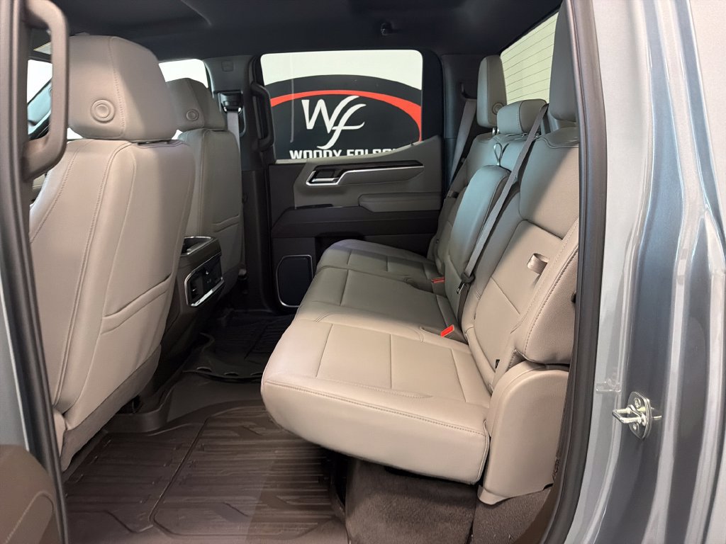 New 2026 GMC Sierra 1500 SLT w/ SLT Premium Package AWD/4WD image 13
