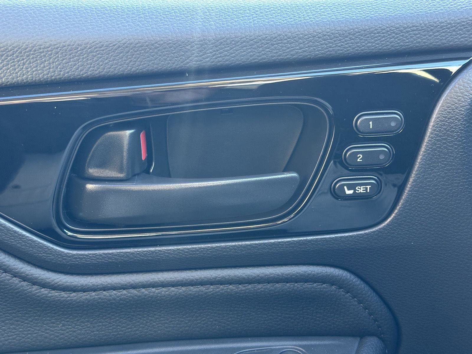 New 2026 Honda Odyssey Touring image 15