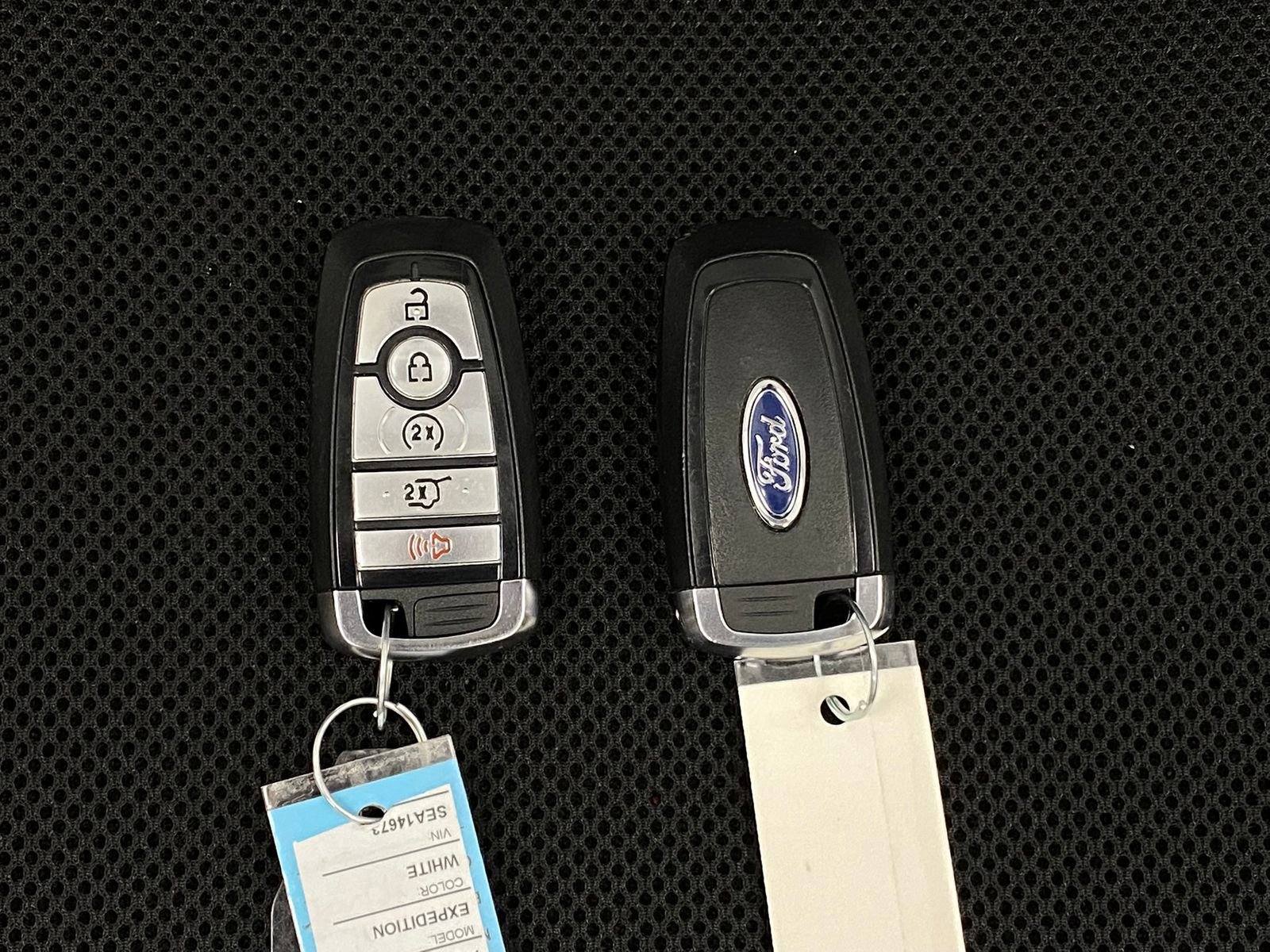 Used 2025 Ford Expedition Platinum AWD/4WD image 9