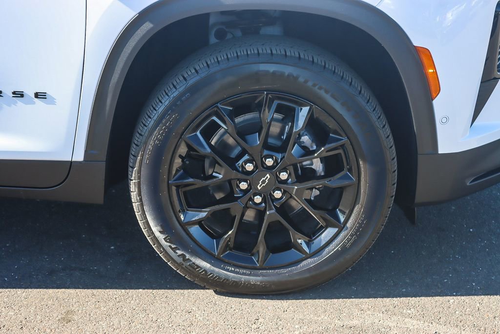 New 2026 Chevrolet Traverse LT w/ Enhanced Driving Package image 9