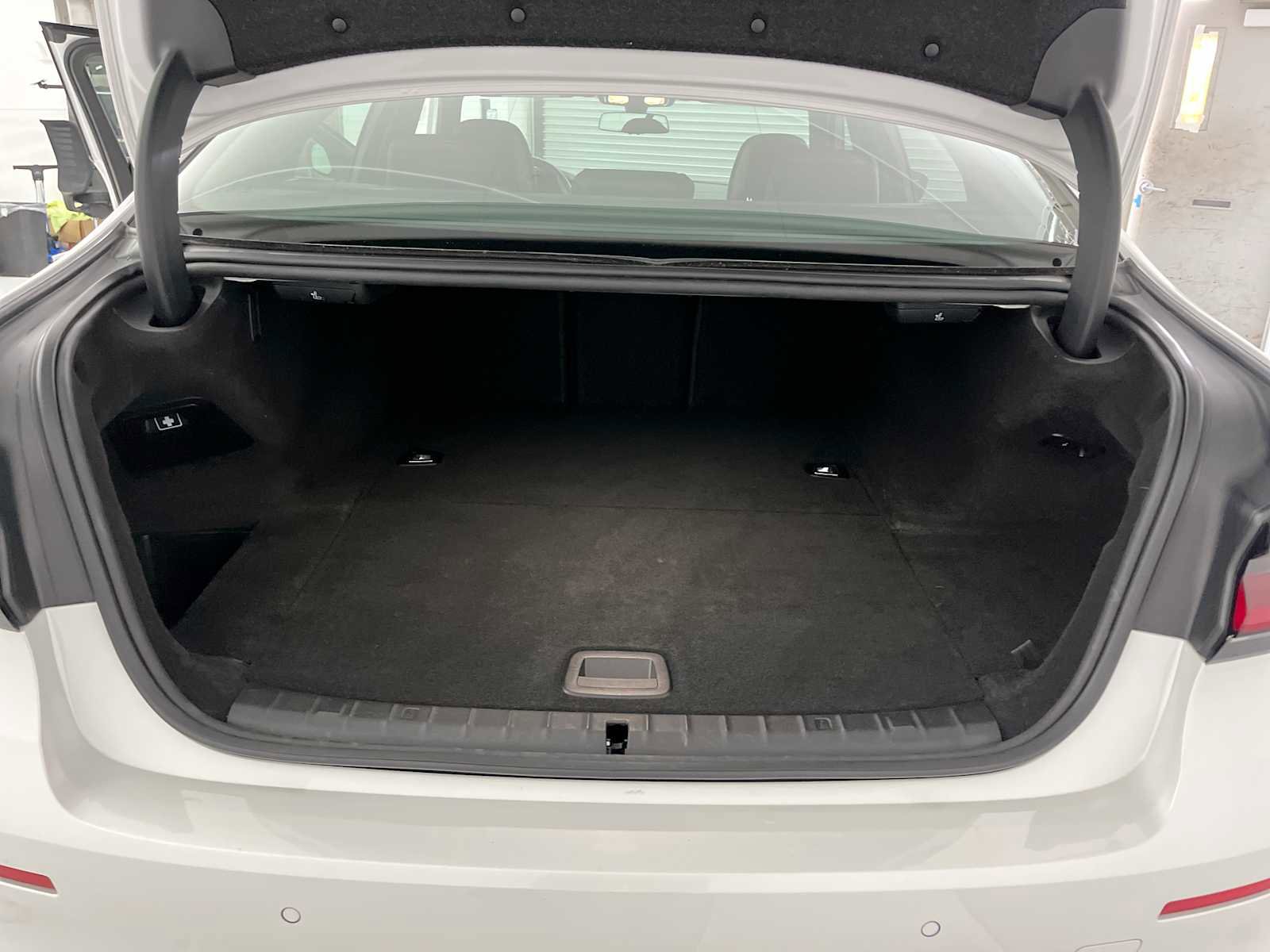 Used 2023 BMW 530e xDrive w/ Premium Package AWD/4WD image 27