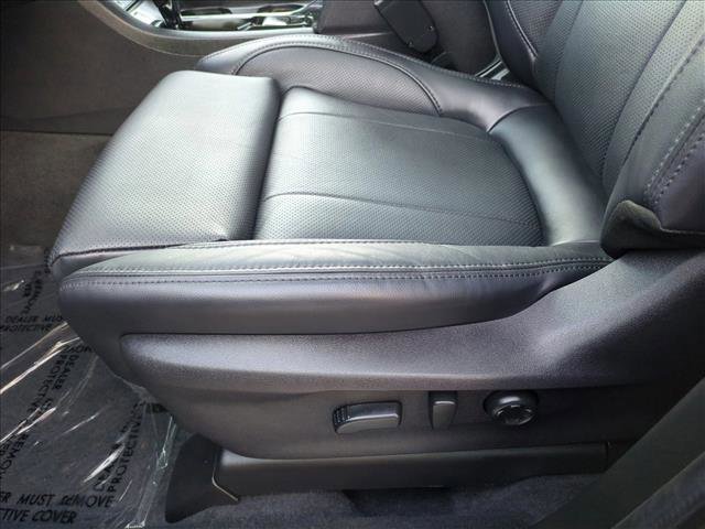 Certified 2025 Subaru Ascent Bronze Edition w/ Onyx Package image 15