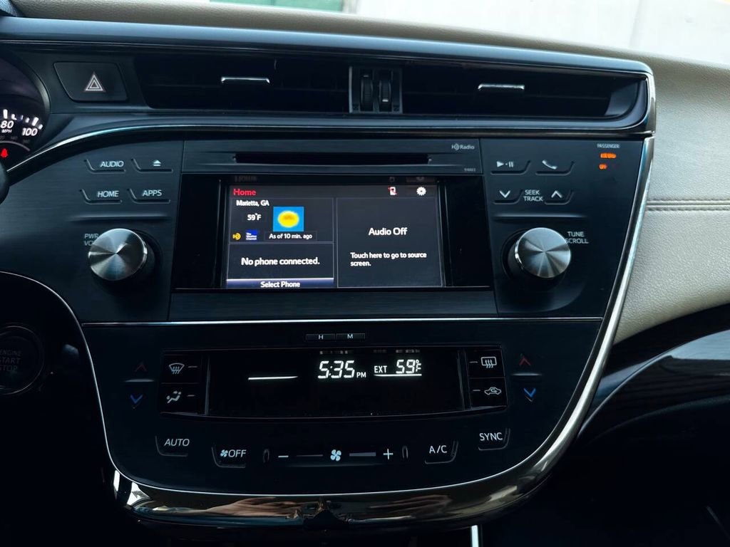 Used 2015 Toyota Avalon XLE FWD image 13