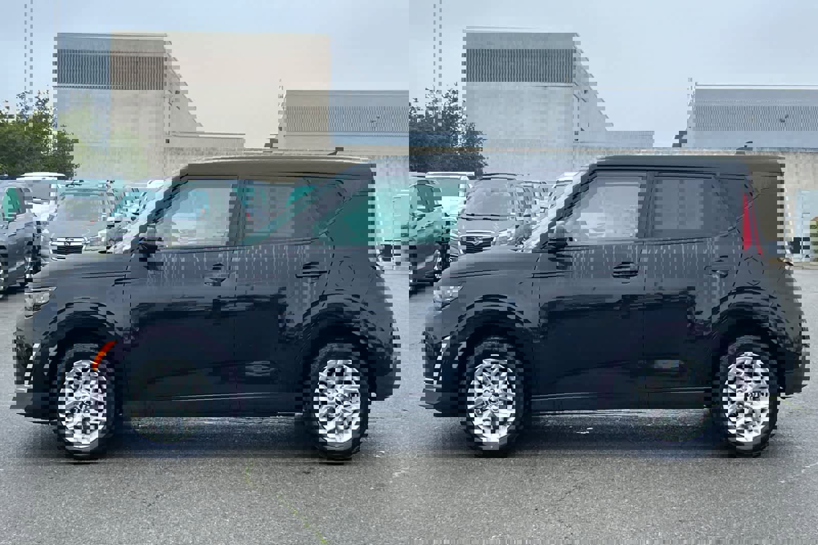 Used 2024 Kia Soul LX w/ Option Group 015 image 9