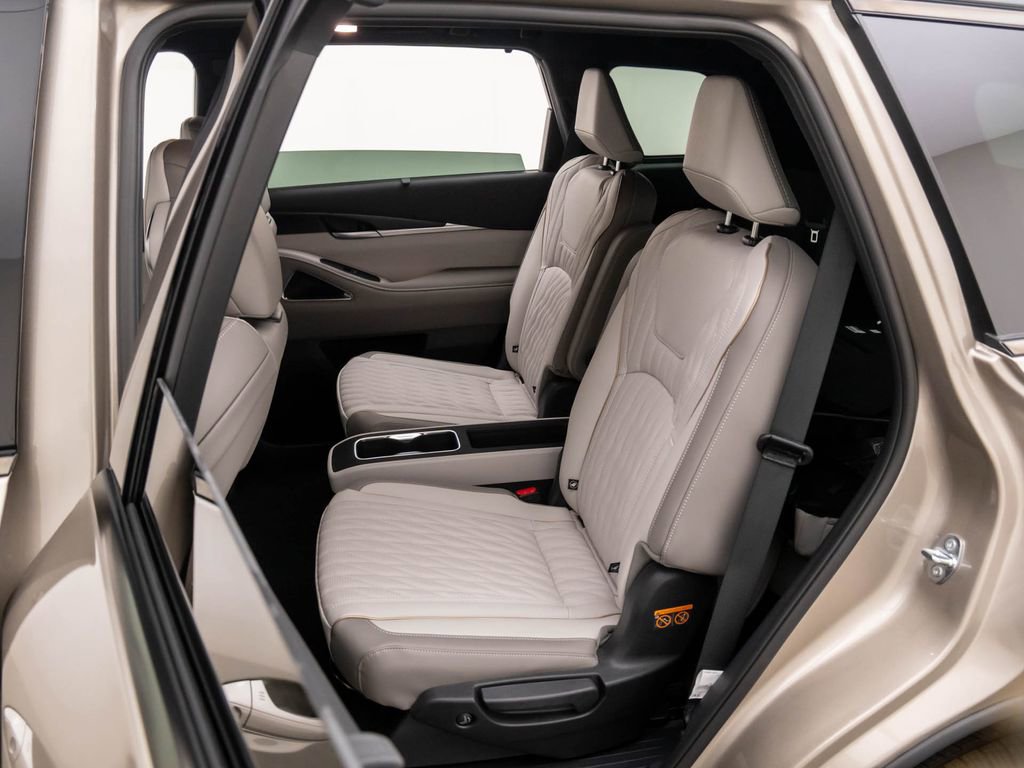 New 2026 INFINITI QX60 Autograph image 16