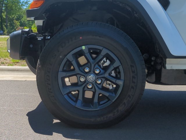 New 2026 Jeep Gladiator Sport AWD/4WD image 19