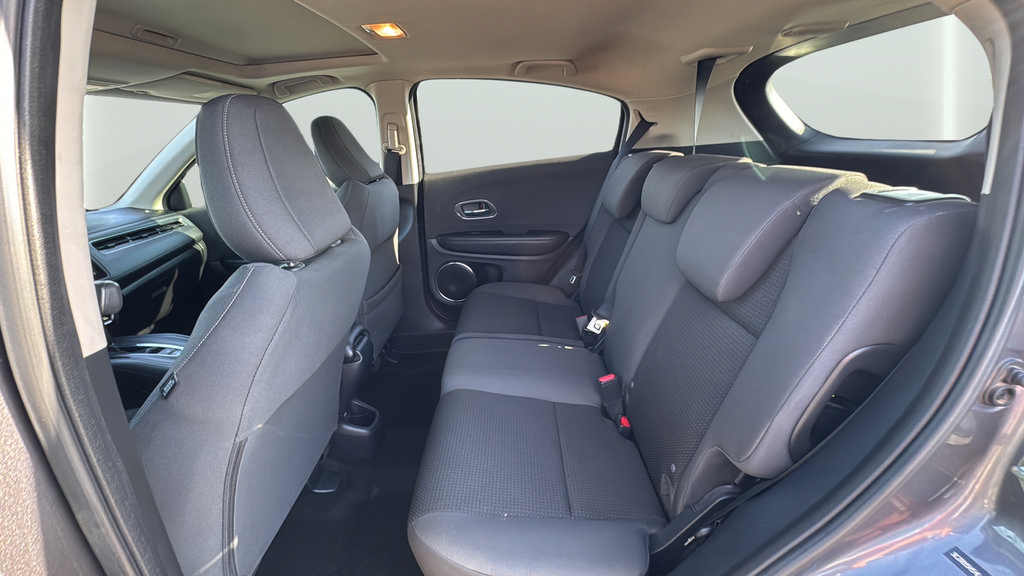 Used 2020 Honda HR-V EX image 33