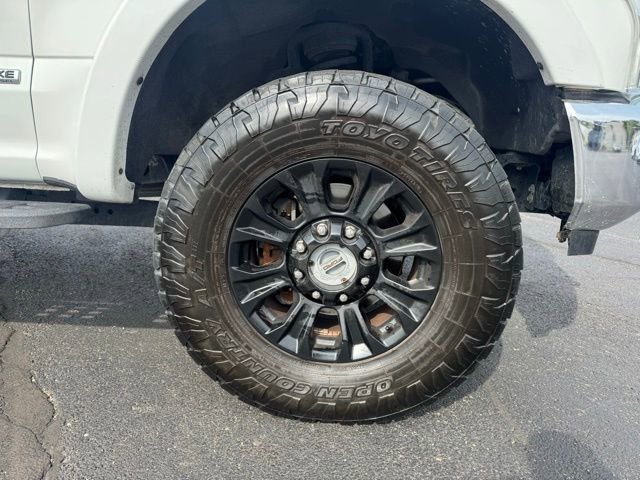 Used 2021 Ford F350 Lariat w/ Tremor Off-Road Package AWD/4WD image 23
