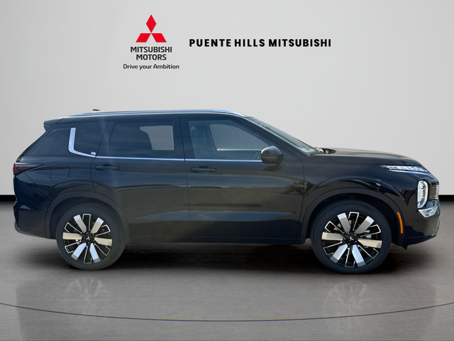 New 2026 Mitsubishi Outlander SEL FWD image 4