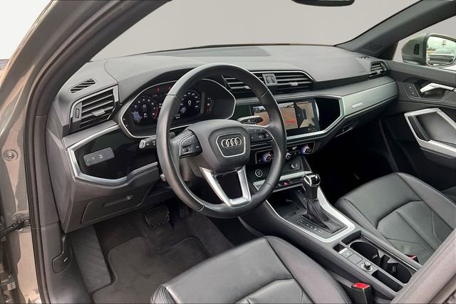 Used 2023 Audi Q3 2.0T Premium Plus w/ Premium Plus Package AWD/4WD image 13