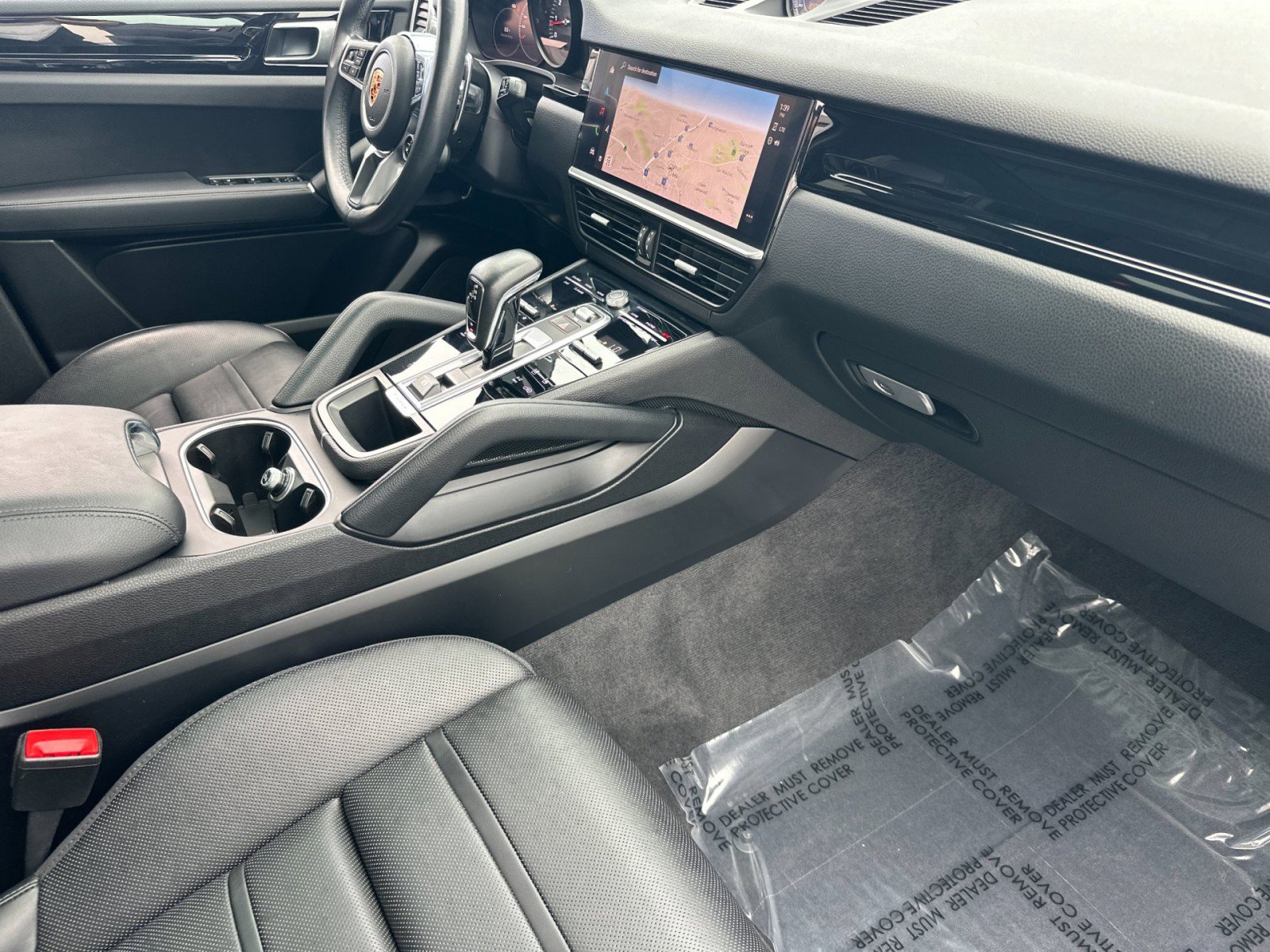 Certified 2023 Porsche Cayenne Coupe image 16