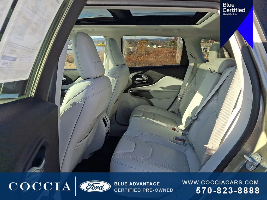 Used 2021 Jeep Cherokee Latitude Lux w/ Sun & Sound Group image 10