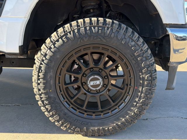 Used 2023 Ford F350 XLT AWD/4WD image 9