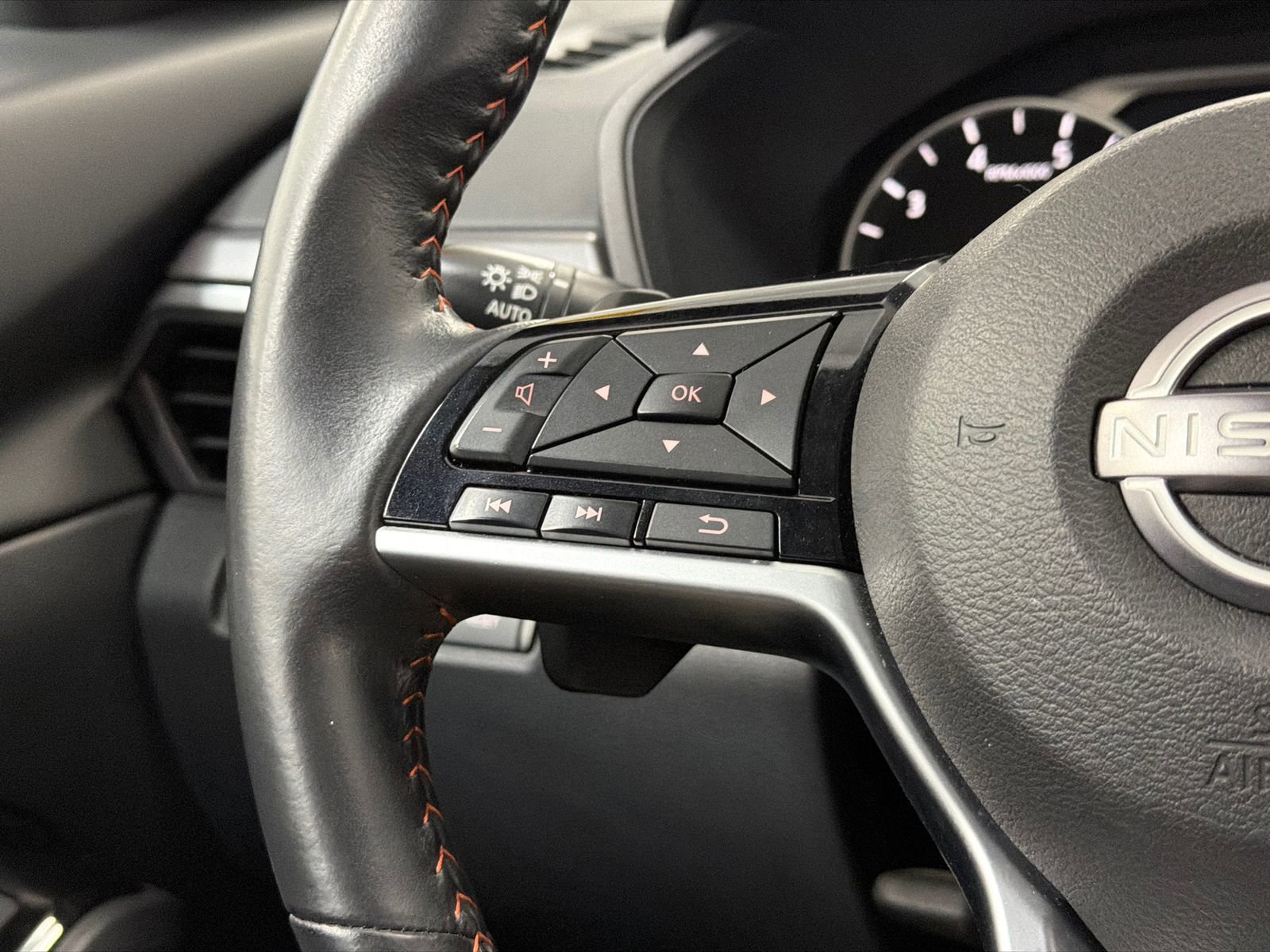 Used 2023 Nissan Altima 2.5 SR FWD image 19