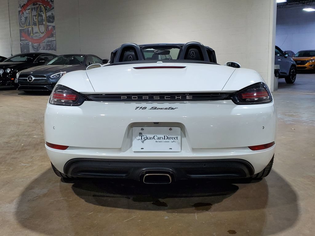 Used 2019 Porsche 718 Boxster RWD image 10