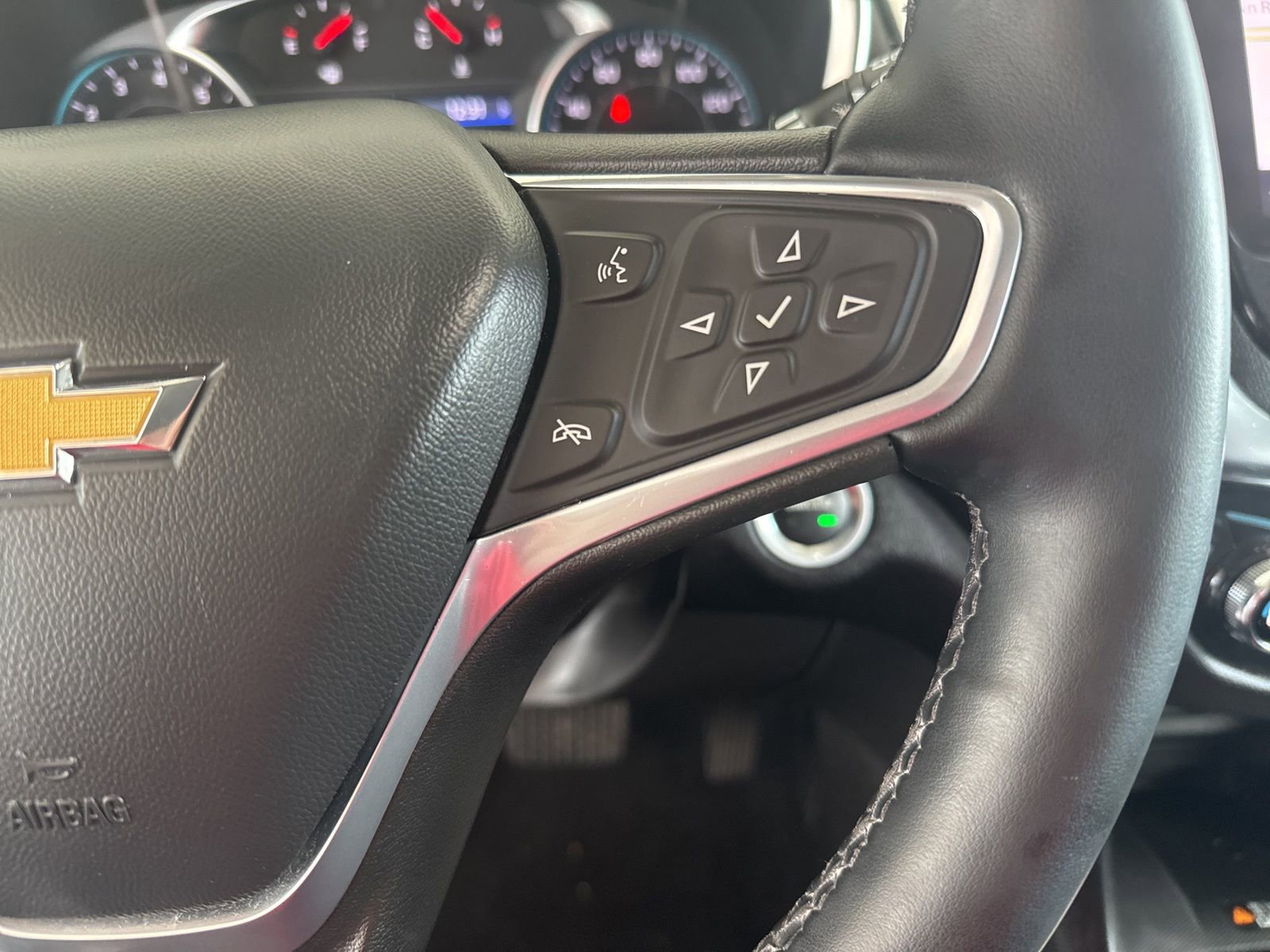 Used 2023 Chevrolet Equinox Premier image 27