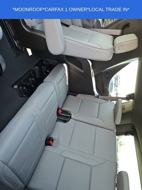 Used 2023 GMC Yukon SLT w/ SLT Premium Package image 36