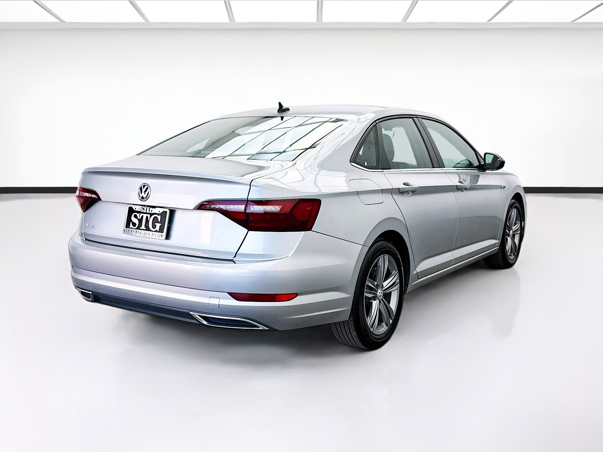 Used 2020 Volkswagen Jetta R-Line FWD image 4