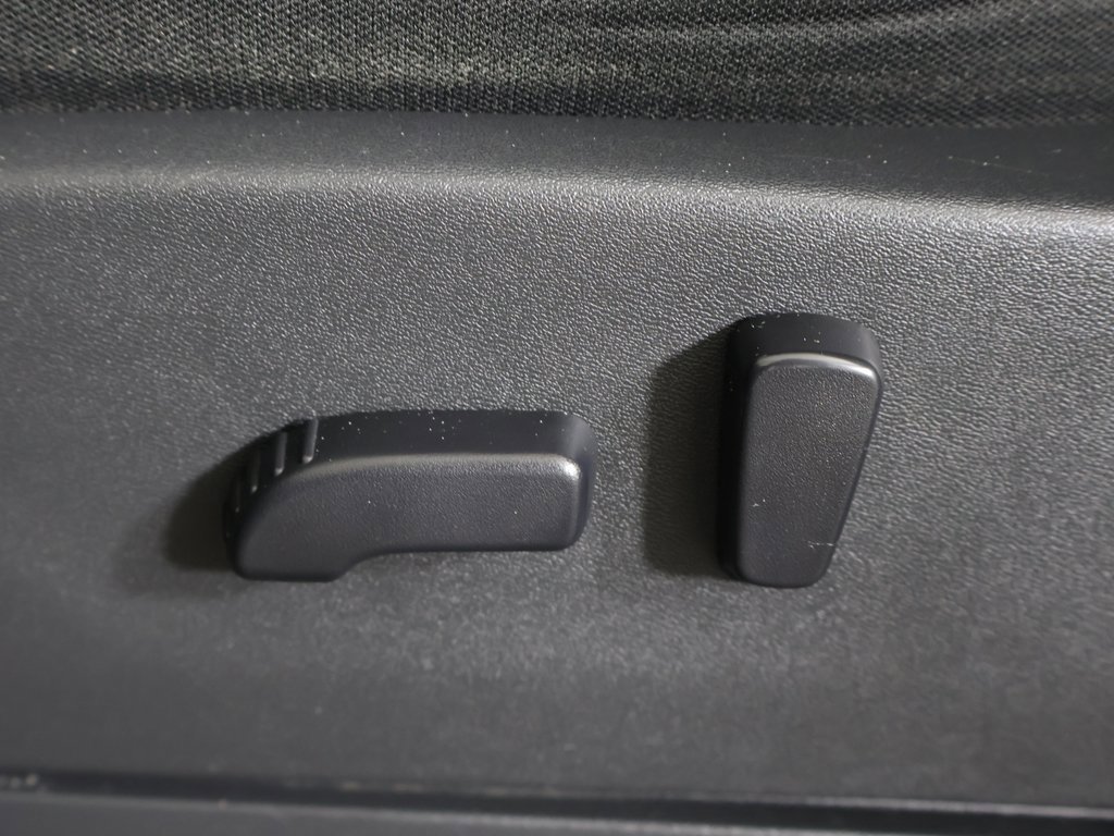 Used 2022 Nissan Frontier PRO-4X w/ Technology Package image 31