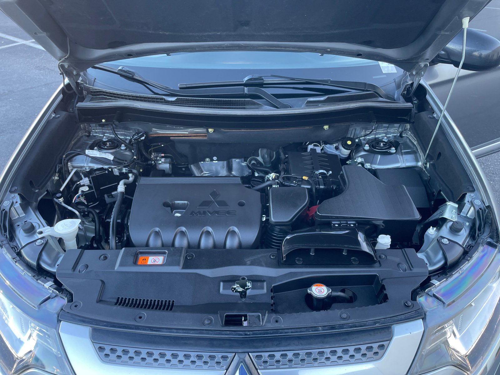 Used 2019 Mitsubishi Outlander ES image 22