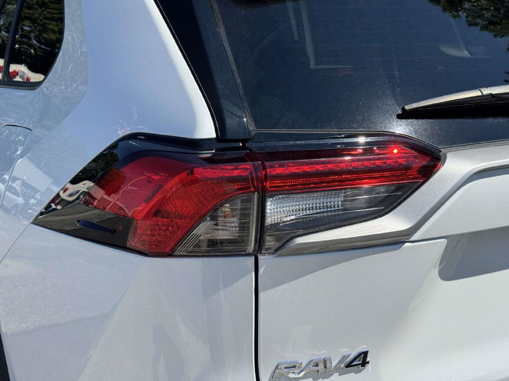 Used 2025 Toyota RAV4 Limited w/ Weather Package AWD/4WD image 8