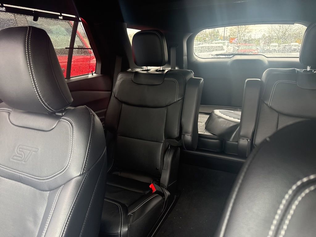 Used 2024 Ford Explorer ST w/ Equipment Group 401A AWD/4WD image 15