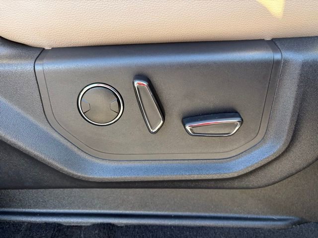 Used 2024 Ford Expedition Limited image 33