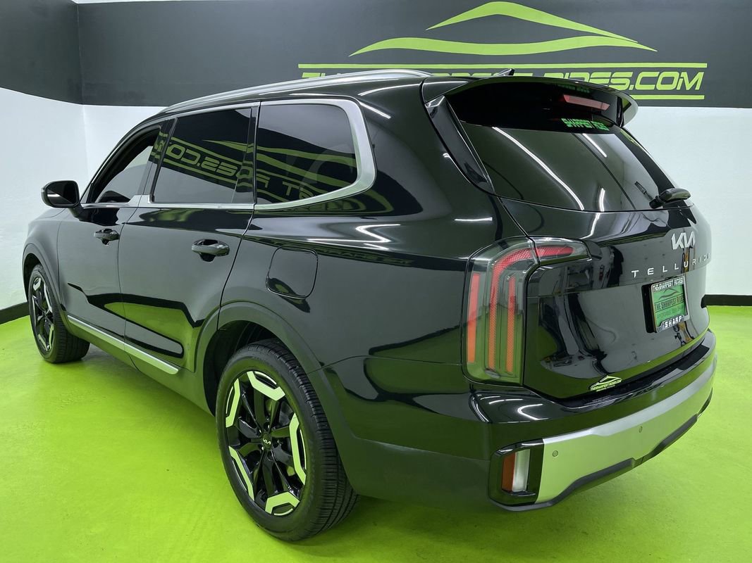 Used 2023 Kia Telluride EX w/ EX Captain's Chair Package image 7