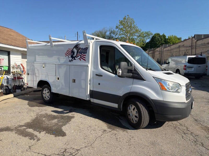 Used 2015 Ford Transit 250 138 w/ Exterior Upgrade Package RWD image 2