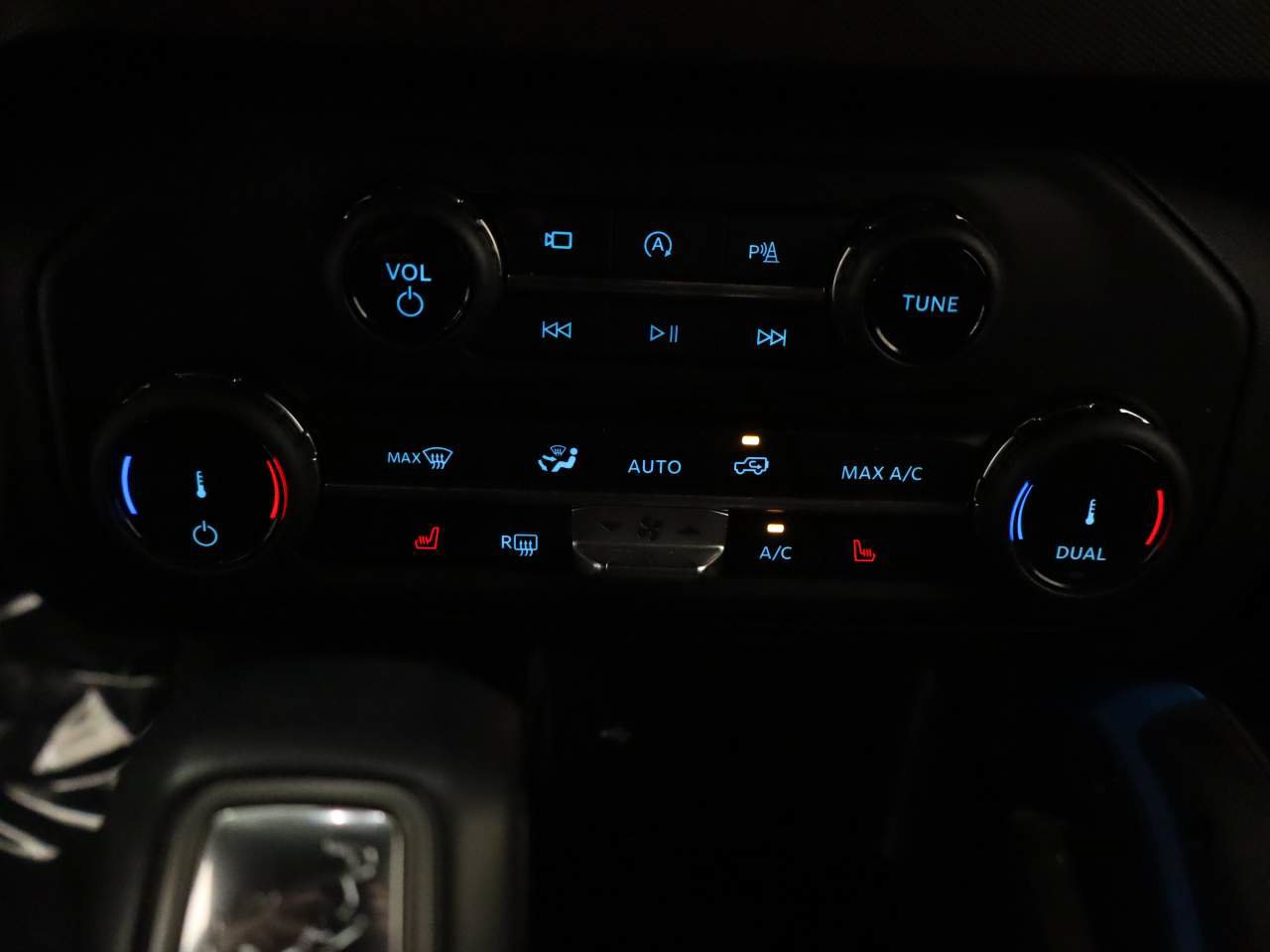 Used 2022 Ford Bronco Outer Banks AWD/4WD image 11