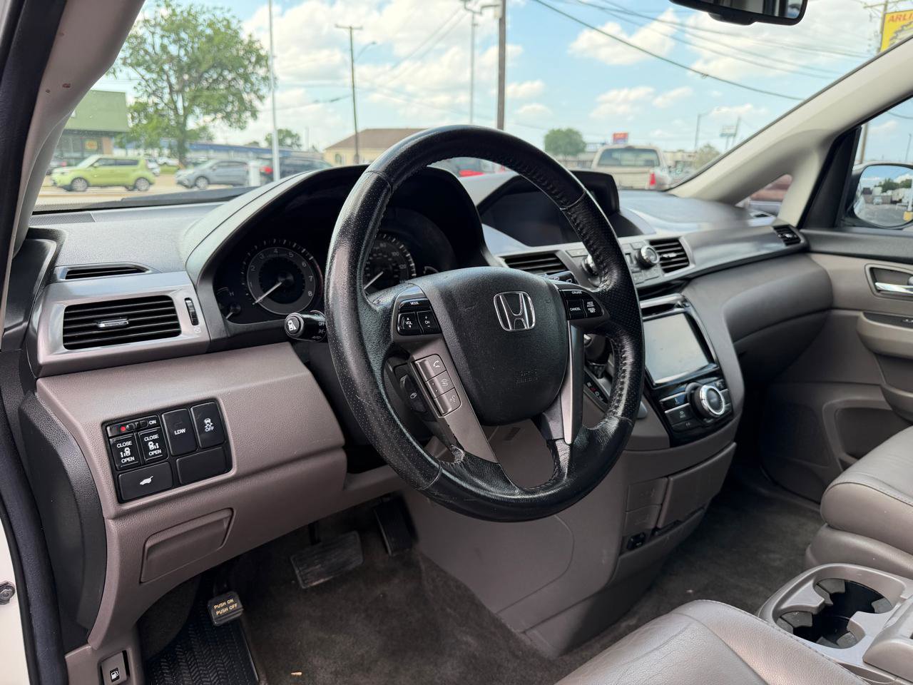 Used 2014 Honda Odyssey EX-L image 9