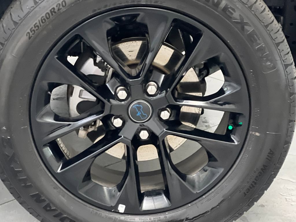 Used 2025 Jeep Wrangler Sahara 4xe image 61