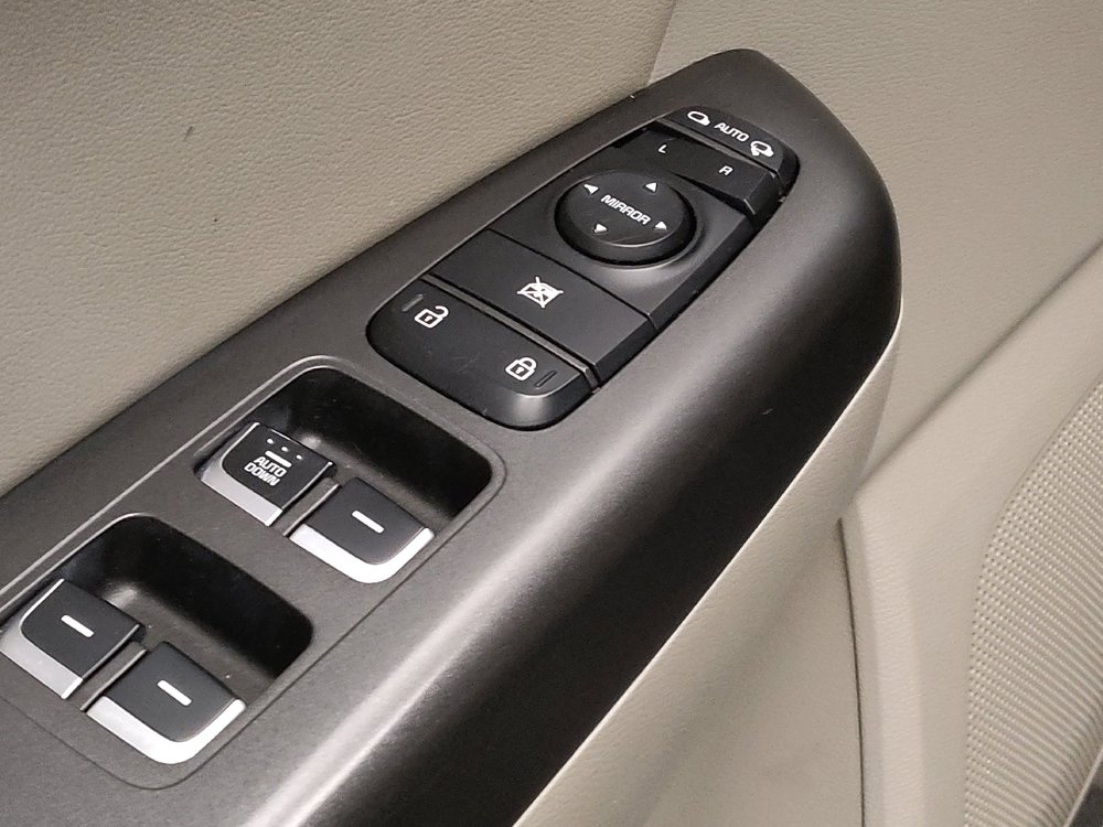 Used 2020 Kia Sportage S w/ S Sunroof Package AWD/4WD image 27