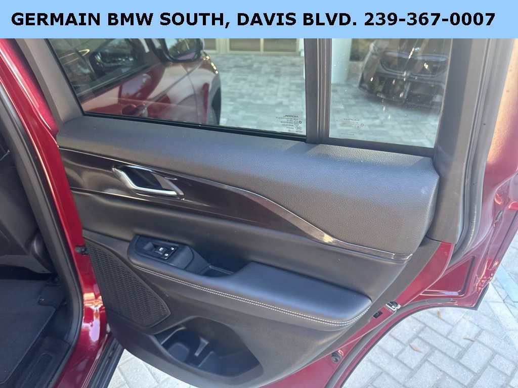 Used 2023 Jeep Grand Cherokee Altitude image 20