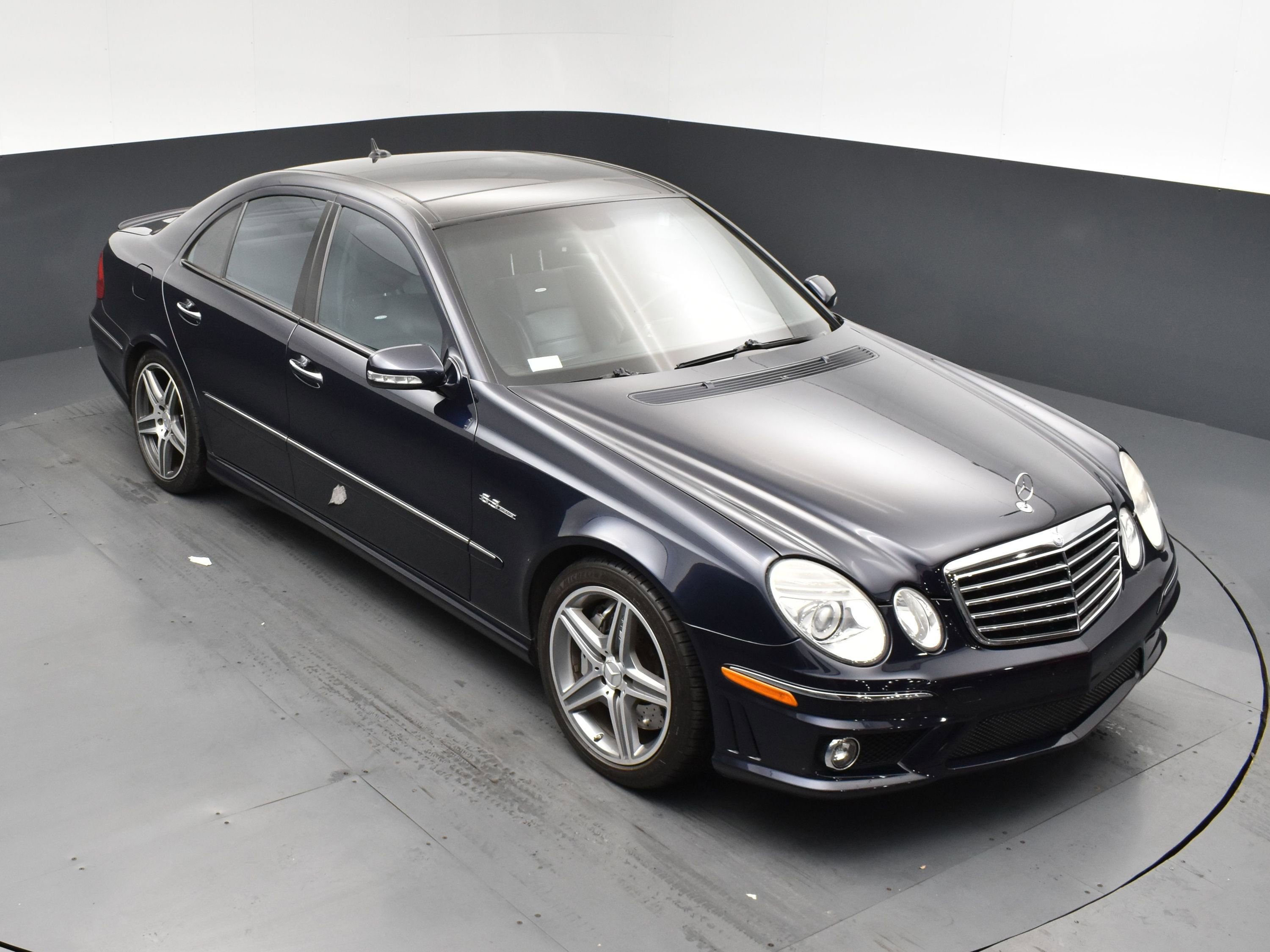Used 2008 Mercedes-Benz E 63 AMG Sedan image 21