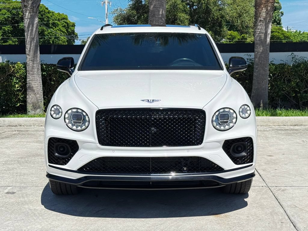 Used 2022 Bentley Bentayga AWD/4WD image 12