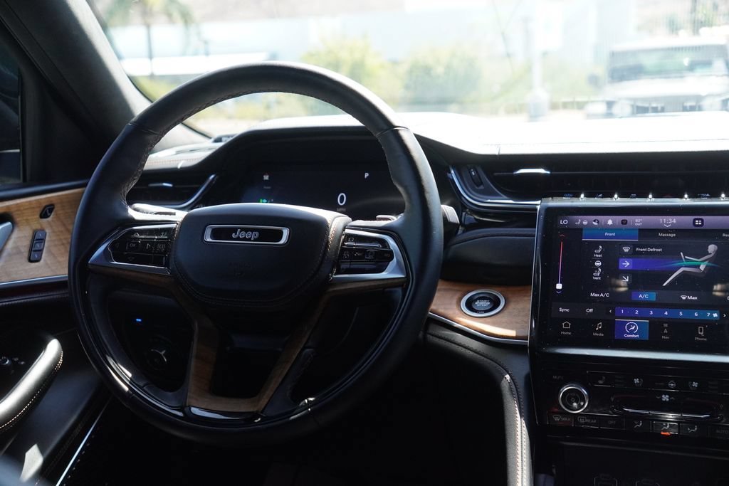 Certified 2022 Jeep Grand Cherokee Summit AWD/4WD image 42