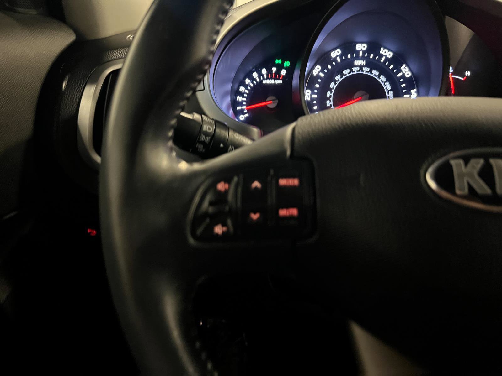 Used 2016 Kia Sportage SX image 13