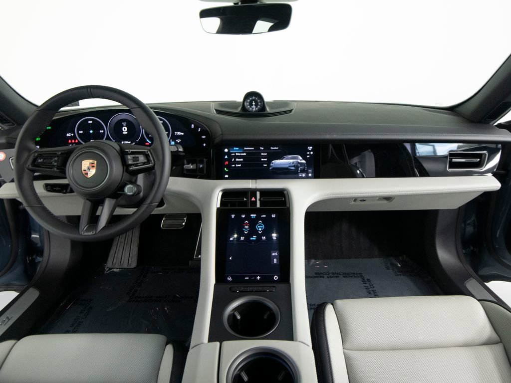 New 2026 Porsche Taycan 4 image 33