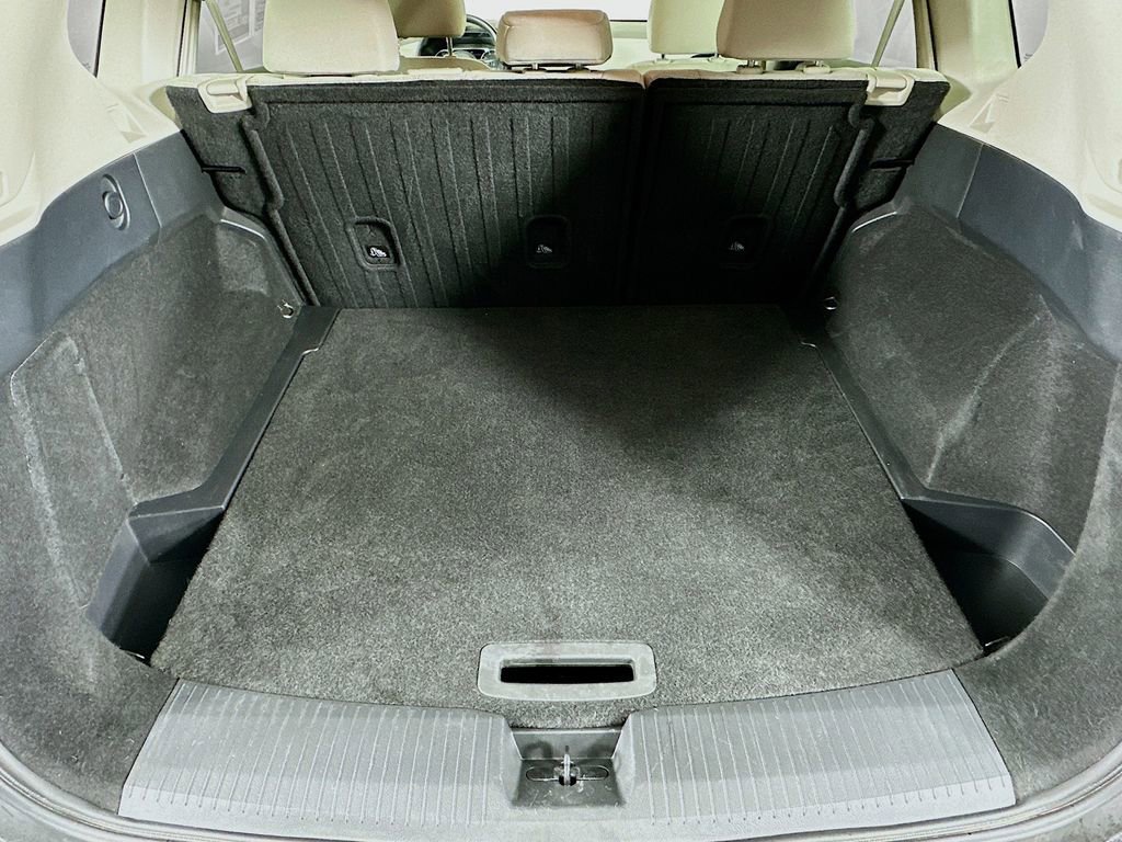 Used 2021 Nissan Rogue SV image 32