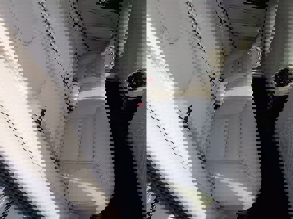 New 2026 Volvo XC60 B5 Ultra w/ Protection Package Premier image 20