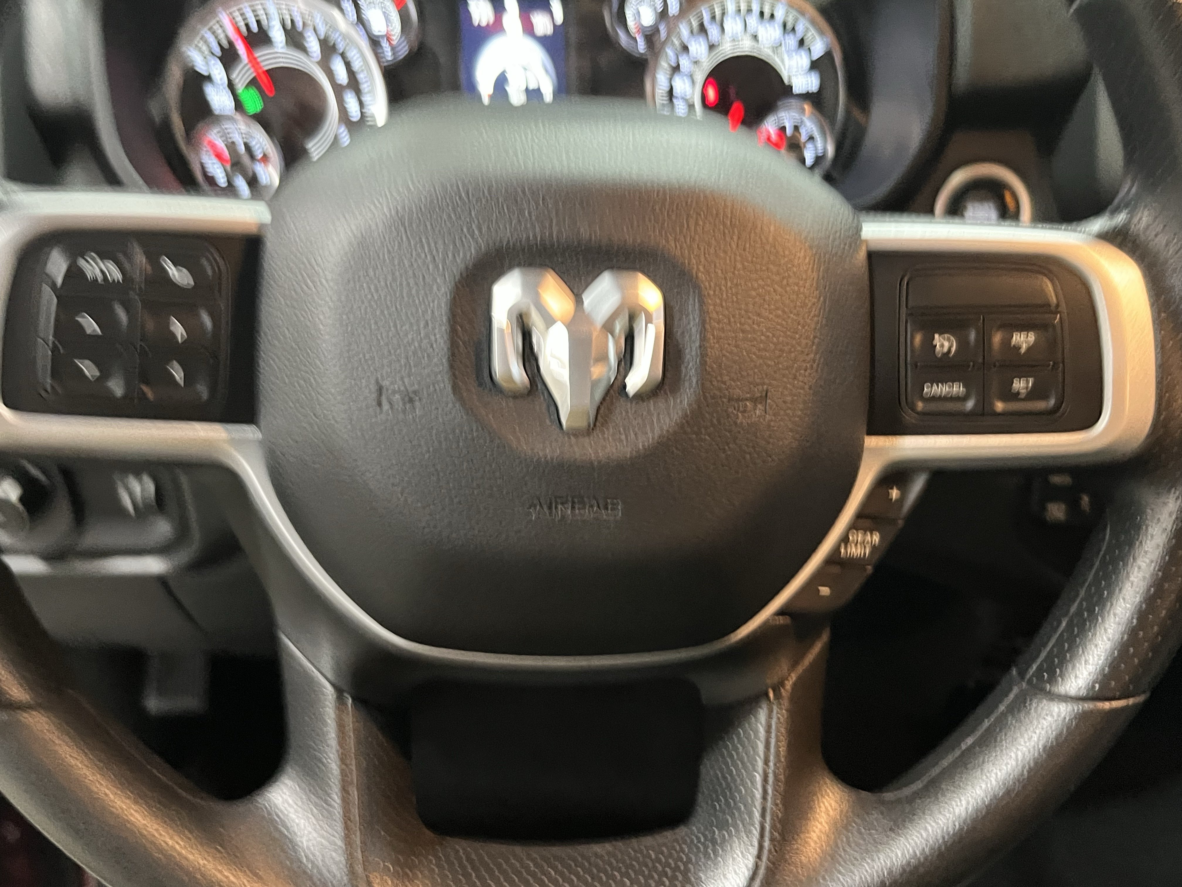 Certified 2022 RAM 2500 Big Horn AWD/4WD image 20