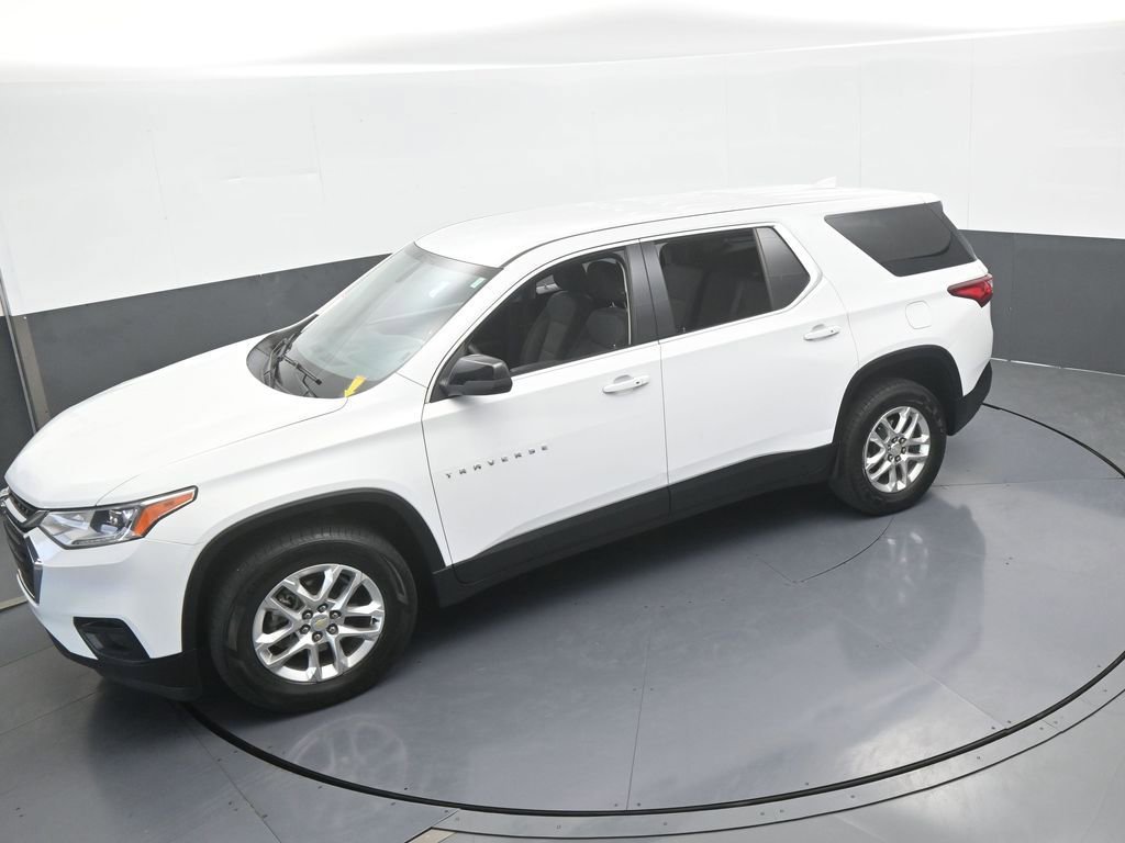 Used 2021 Chevrolet Traverse LS image 43