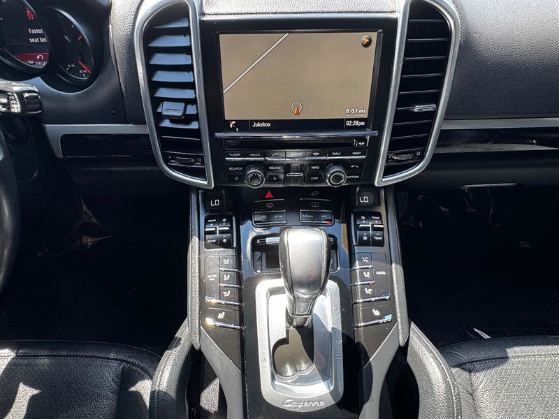 Used 2014 Porsche Cayenne AWD/4WD image 33