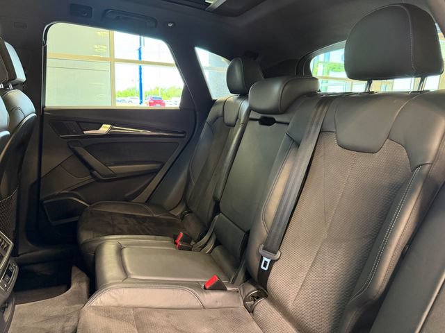 Used 2018 Audi SQ5 Prestige w/ Prestige Package AWD/4WD image 22