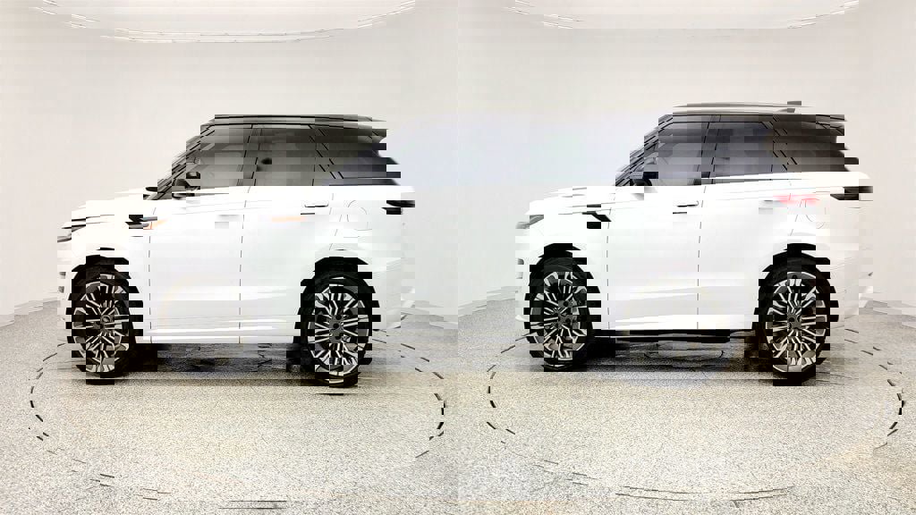 Used 2025 Land Rover Range Rover Sport Dynamic SE image 8