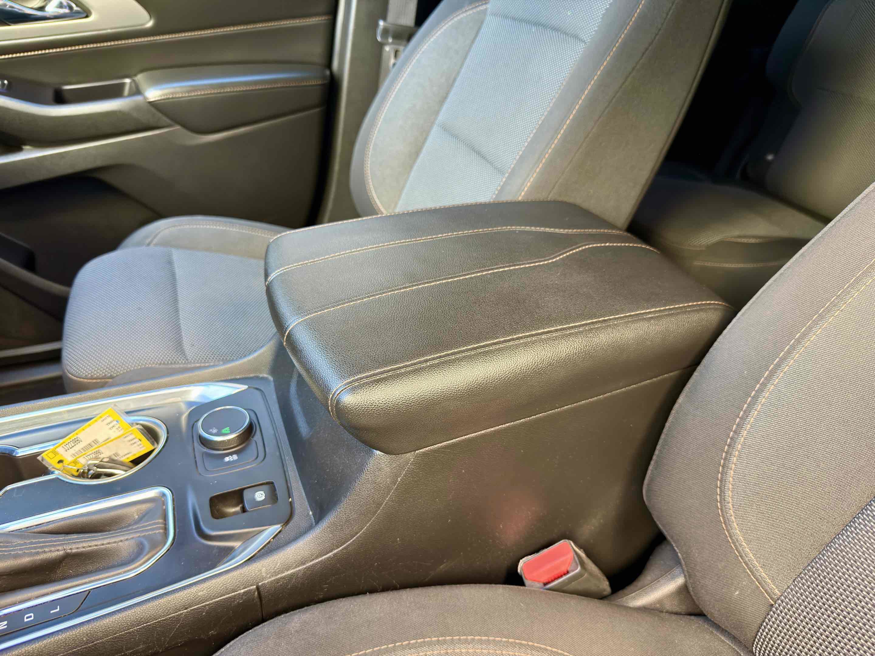 Used 2018 Chevrolet Traverse LT w/ LPO, Black Accent Package image 36