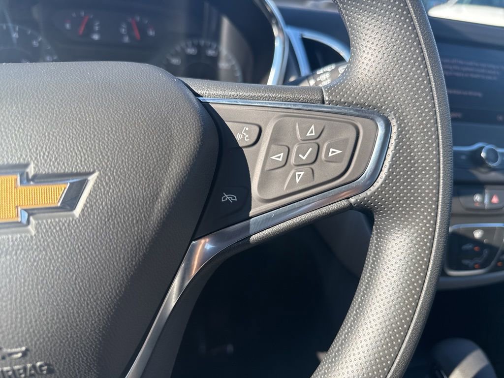 Used 2024 Chevrolet Equinox LS image 16