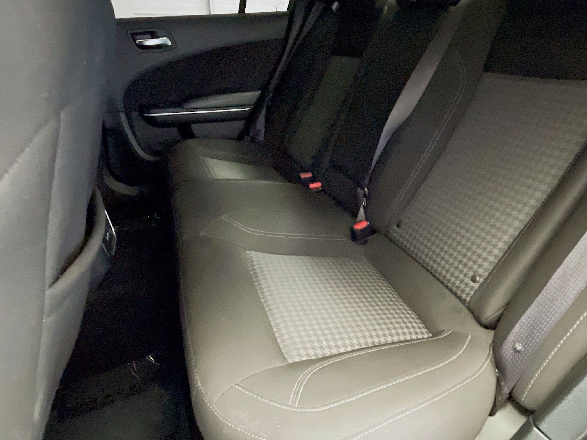 Used 2023 Dodge Charger SXT image 15